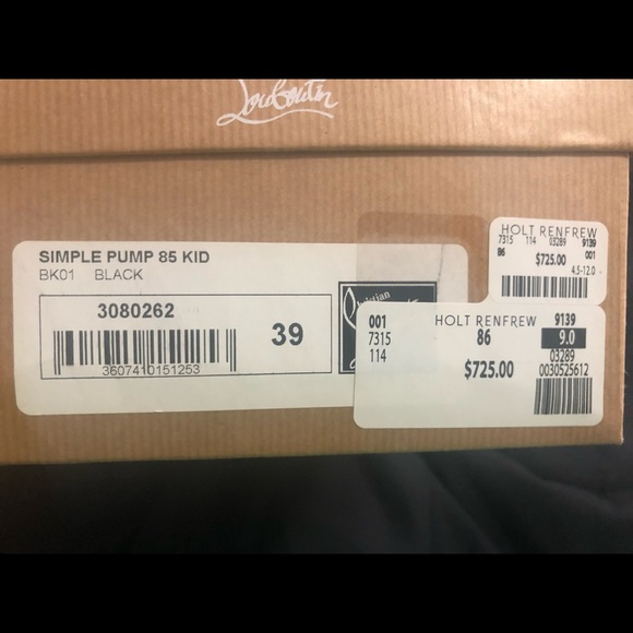 Christian Louboutin - Picture 2 of 5